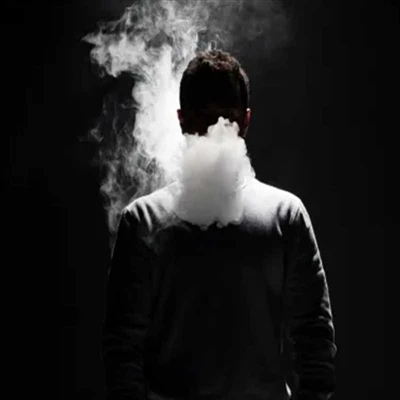 Mengapa e-rokok saya menjadikan gigi saya hitam?