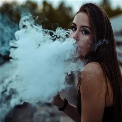 Mengapa anda batuk apabila menghisap e-rokok?